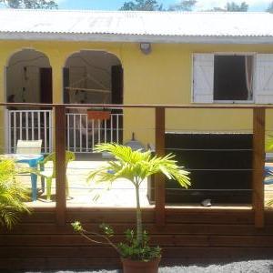 Apartment with one bedroom in Le Gosier with enclosed garden and WiFi 5 km from the beach in Guadeloupe