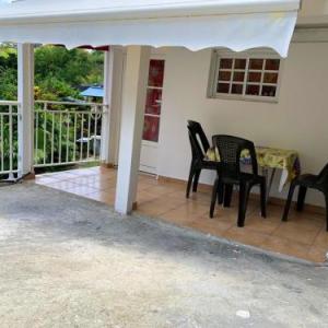 House with one bedroom in Le Gosier with wonderful mountain view enclosed garden and WiFi 10 km from the beach in Guadeloupe