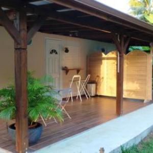 Apartment with one bedroom in Petit Bourg with wonderful mountain view furnished garden and WiFi Guadeloupe 
