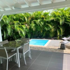 Apartment with one bedroom in Le Moule with private pool fr terrace and WiFi 200 m from the beach