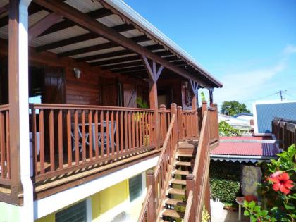 Chalet with one bedroom in Le Moule with furnished terrace and WiFi 3 km from the beach - image 1