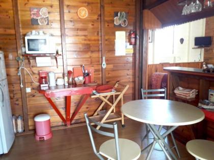 Chalet with one bedroom in Le Moule with furnished terrace and WiFi 3 km from the beach - image 6