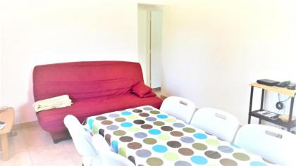 Apartment with one bedroom in Capesterre Belle Eau with enclosed garden and WiFi 8 km from the beach - image 1