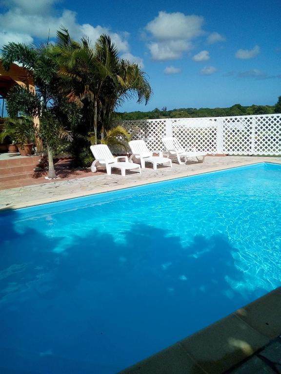 Apartment with one bedroom in Saint Anne with shared pool enclosed garden and WiFi 2 km from the beach - image 5