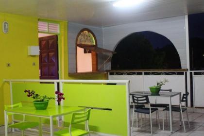 House with one bedroom in Le Gosier with furnished terrace and WiFi 3 km from the beach - image 13
