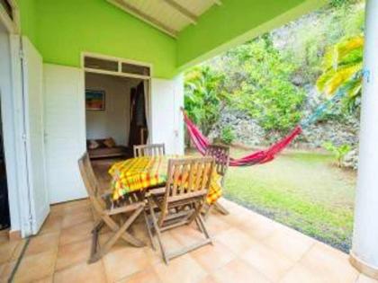 House with one bedroom in Le Gosier with furnished terrace and WiFi 1 km from the beach - image 1