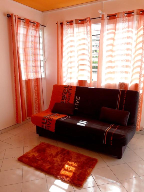 House with one bedroom in PetitBourg with wonderful city view furnished terrace and WiFi 27 km from the beach - image 5