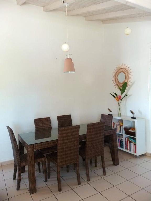 House with 2 bedrooms in Le Gosier with enclosed garden and WiFi 3 km from the beach - image 2