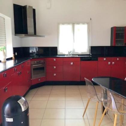 House with 3 bedrooms in Le Gosier with shared pool enclosed garden and WiFi 3 km from the beach - image 2