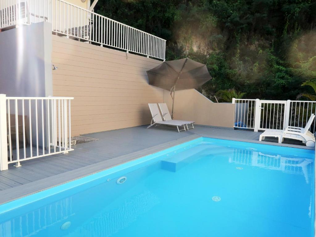 House with 3 bedrooms in Le Gosier with shared pool enclosed garden and WiFi 3 km from the beach - image 3