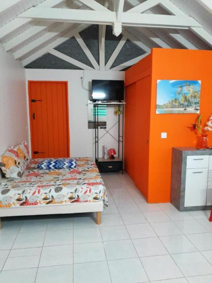 Bungalow d'une chambre avec jardin clos et wifi a Petit Bourg Guadeloupe 