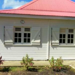 Villa with 2 bedrooms in AnseBertrand with furnished garden and WiFi 1 km from the beach Guadeloupe 