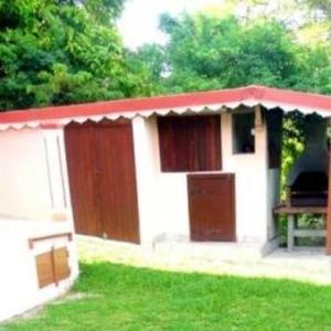 Apartment with 2 bedrooms in mare Gailard with enclosed garden and WiFi 2 km from the beach Guadeloupe 