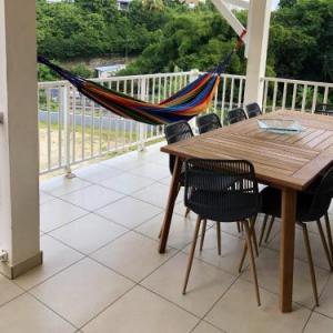 Maison de 3 chambres avec piscine partagee jardin clos et wifi a Le Gosier a 3 km de la plage