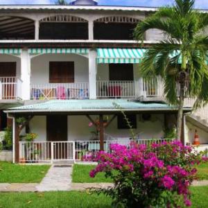 Appartement de 2 chambres a Le Gosier a 950 m de la plage avec balcon amenage et wifi