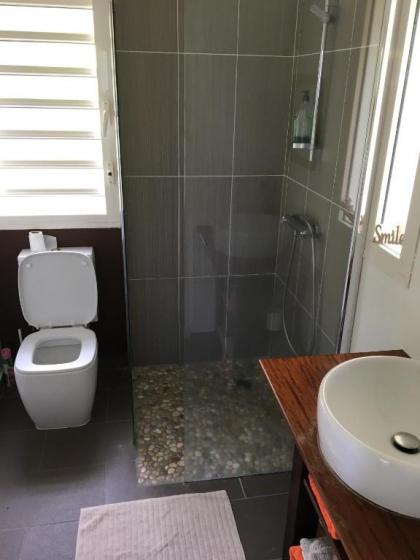 Villa Cajou chambres d'hôtes chez l'habitant et Zanzibar cottage - image 8
