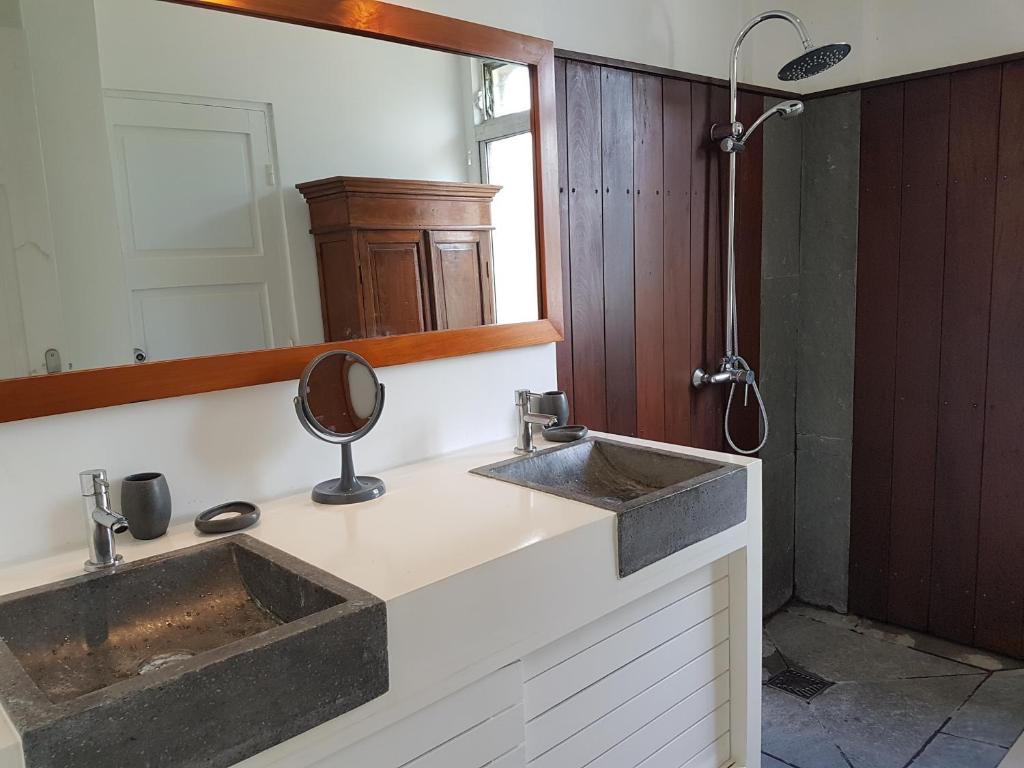 Habitation Villa Les Cassias - image 6