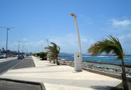 LE MOULIN DE LA BAIE piscine vue mer - image 20
