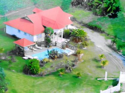 Villa de 3 chambres avec piscine privee jardin clos et wifi a Saint Francois a 3 km de la plage - image 1