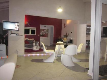 Villa Almeida à 500m de la plage - image 10