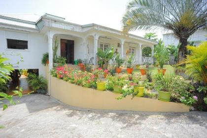 Au Domaine Des Bougainvilliers - image 5