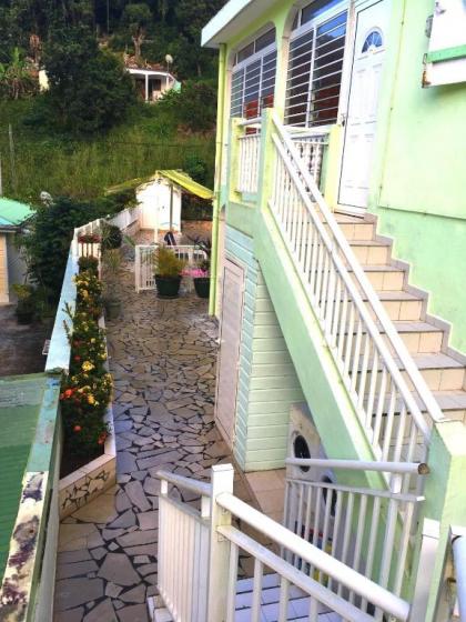 Appartement de 4 chambres avec piscine partagee jardin clos et wifi a Le Gosier a 5 km de la plage - image 13