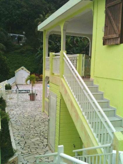 Appartement de 4 chambres avec piscine partagee jardin clos et wifi a Le Gosier a 5 km de la plage - image 16
