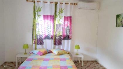Appartement de 4 chambres avec piscine partagee jardin clos et wifi a Le Gosier a 5 km de la plage - image 20