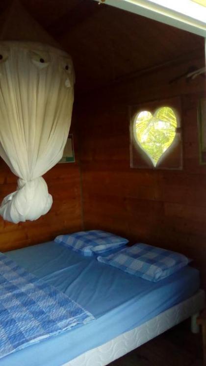 CABANE au Soleil by - image 5