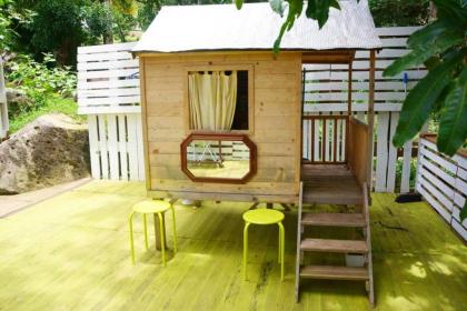 Bungalow with one bedroom in PointeNoire with furnished garden and WiFi - image 4