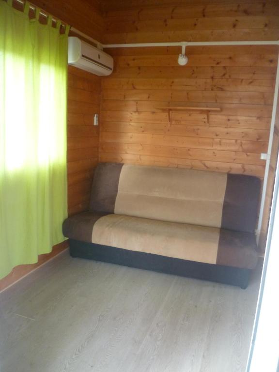 Bungalow au soleil - image 4