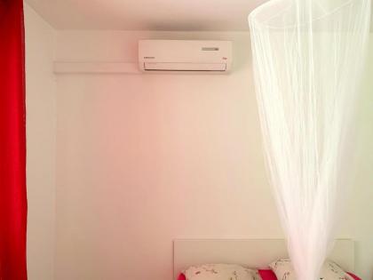 Appartement d'une chambre avec piscine partagee jardin clos et wifi a Le Gosier a 2 km de la plage - image 6