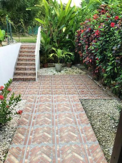 Maison d'une chambre avec jardin clos et wifi a Le Gosier - image 13