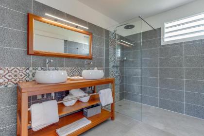 Hôtel & Villa Le Cocotel - image 12