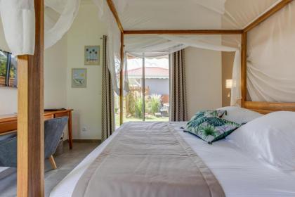 Hôtel & Villa Le Cocotel - image 13