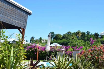 Villa d'une chambre avec piscine privee terrasse amenagee et wifi a Le Gosier a 1 km de la plage - image 1