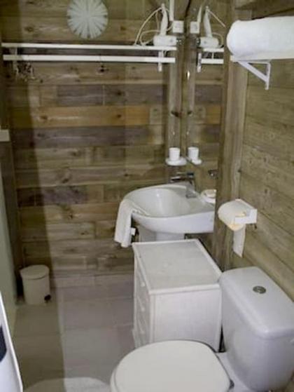 Bungalow de 2 chambres avec piscine partagee terrasse et wifi a Sainte Rose - image 14