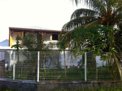 Maison de 2 chambres avec jardin clos et wifi a Le Moule a 2 km de la plage - image 5