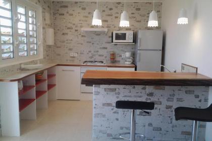 Kazavannah beautiful brand new bungalow Vieux Habitants Guadeloupe - image 8