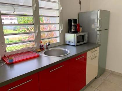 Appartement d'une chambre avec piscine partagee jardin clos et wifi a Le Gosier - image 3