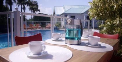 Villa de 5 chambres avec vue sur la mer piscine privee et jardin clos a Saint Francois - image 12