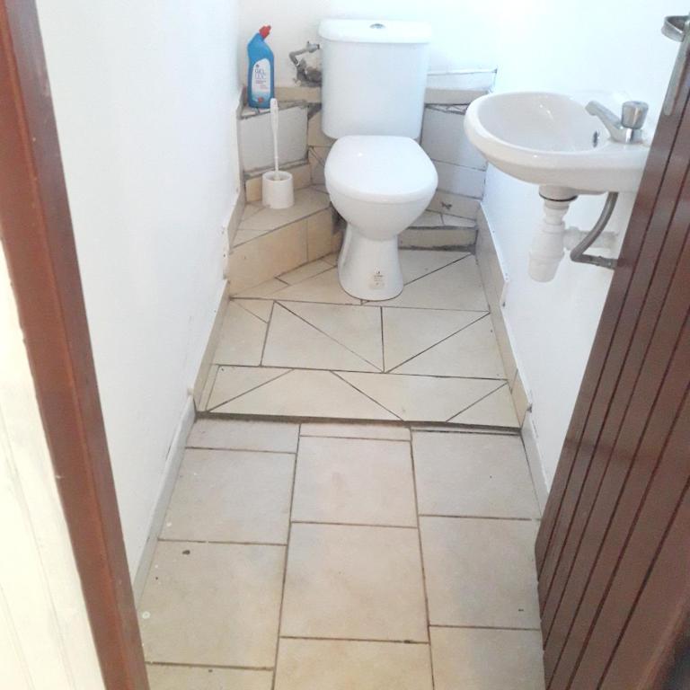 Maison de 2 chambres avec terrasse et wifi a Vieux Habitants - image 5