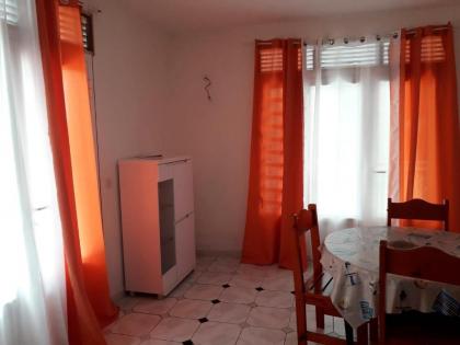 Maison de 3 chambres avec vue sur la mer terrasse et wifi a Vieux Habitants - image 9
