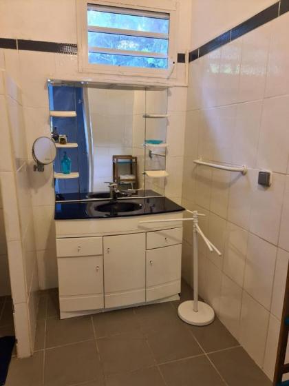 Gite ESPACE QUIETUDE Pavillon Caraibe avec WIFI - image 15
