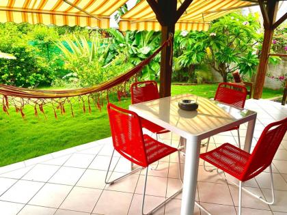 Villa de 4 chambres avec vue sur la mer piscine privee et jardin clos a Saint Francois - image 21