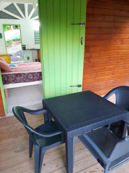 Bungalow d'une chambre avec jardin et wifi a Petit Bourg - image 11