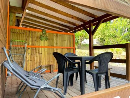 Bungalow d'une chambre avec jardin et wifi a Petit Bourg - image 16