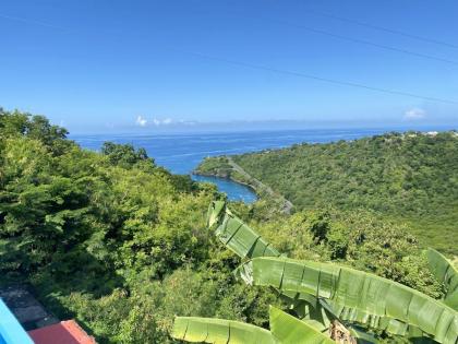Bungalow d'une chambre avec vue sur la mer piscine partagee et terrasse a Marigot Vieux Habitants a 6 km de la plage - image 12