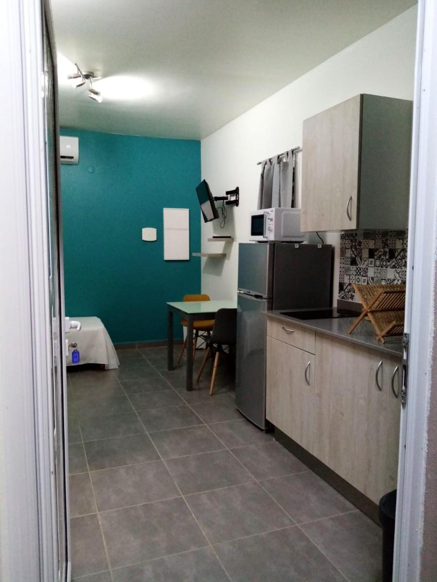 Studio avec terrasse et wifi a Canton des Abymes 3 a 2 km de la plage - image 3