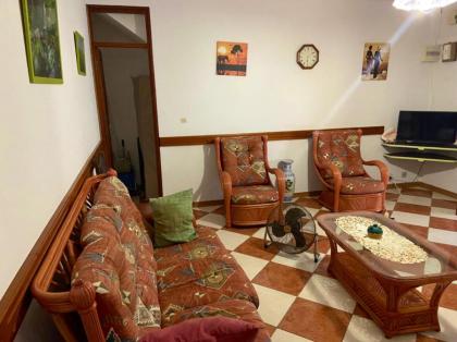 Appartement de 2 chambres avec terrasse amenagee et wifi a Petit Canal a 8 km de la plage - image 21